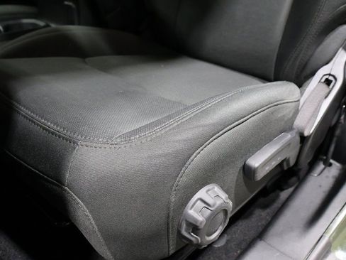 Used 2021 Jeep Wrangler Sport S image 13