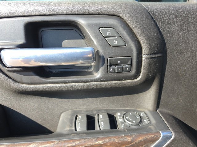 Used 2022 GMC Sierra 2500 Denali w/ Technology Package AWD/4WD image 17