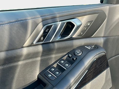 New 2026 BMW X5 sDrive40i w/ M Sport Package image 18