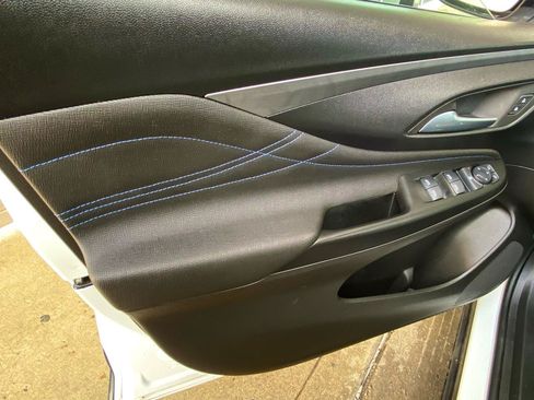 Used 2025 Buick Envista Sport Touring FWD image 40