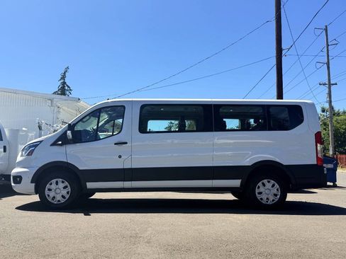 Used 2023 Ford Transit 350 XLT RWD image 2