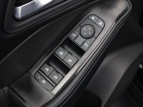 Certified 2026 Nissan Rogue SV image 12