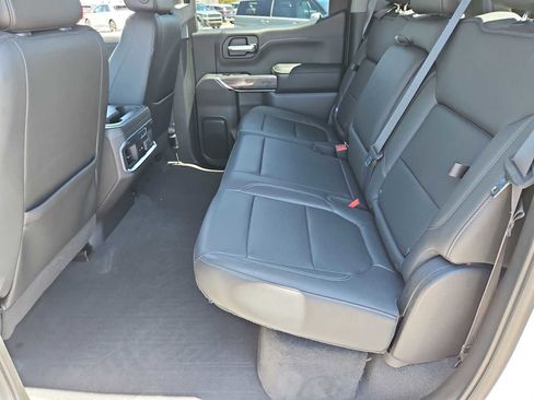 Used 2021 Chevrolet Silverado 1500 LTZ w/ LTZ Premium Package AWD/4WD image 18