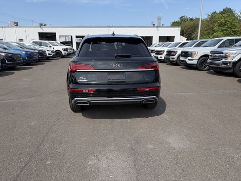 Used 2023 Audi Q5 2.0T Premium Plus w/ Premium Plus Package AWD/4WD image 4