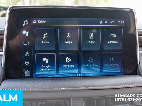 Used 2024 Chevrolet Suburban LT image 36