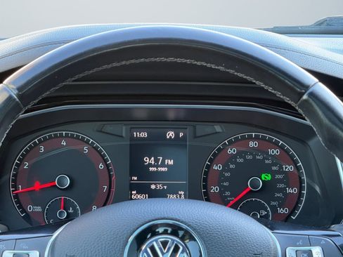 Used 2020 Volkswagen Jetta R-Line image 13