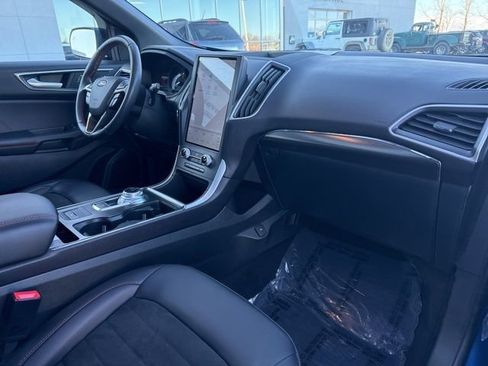 Used 2024 Ford Edge ST-Line image 30