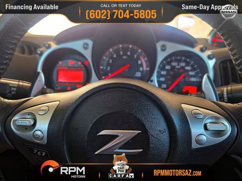 Used 2015 Nissan 370Z Touring image 14