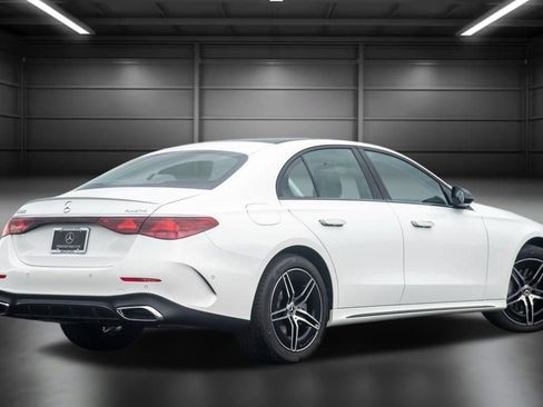 Certified 2025 Mercedes-Benz E 350 4MATIC Sedan image 13