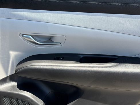 Certified 2025 Hyundai Tucson SEL AWD/4WD image 16