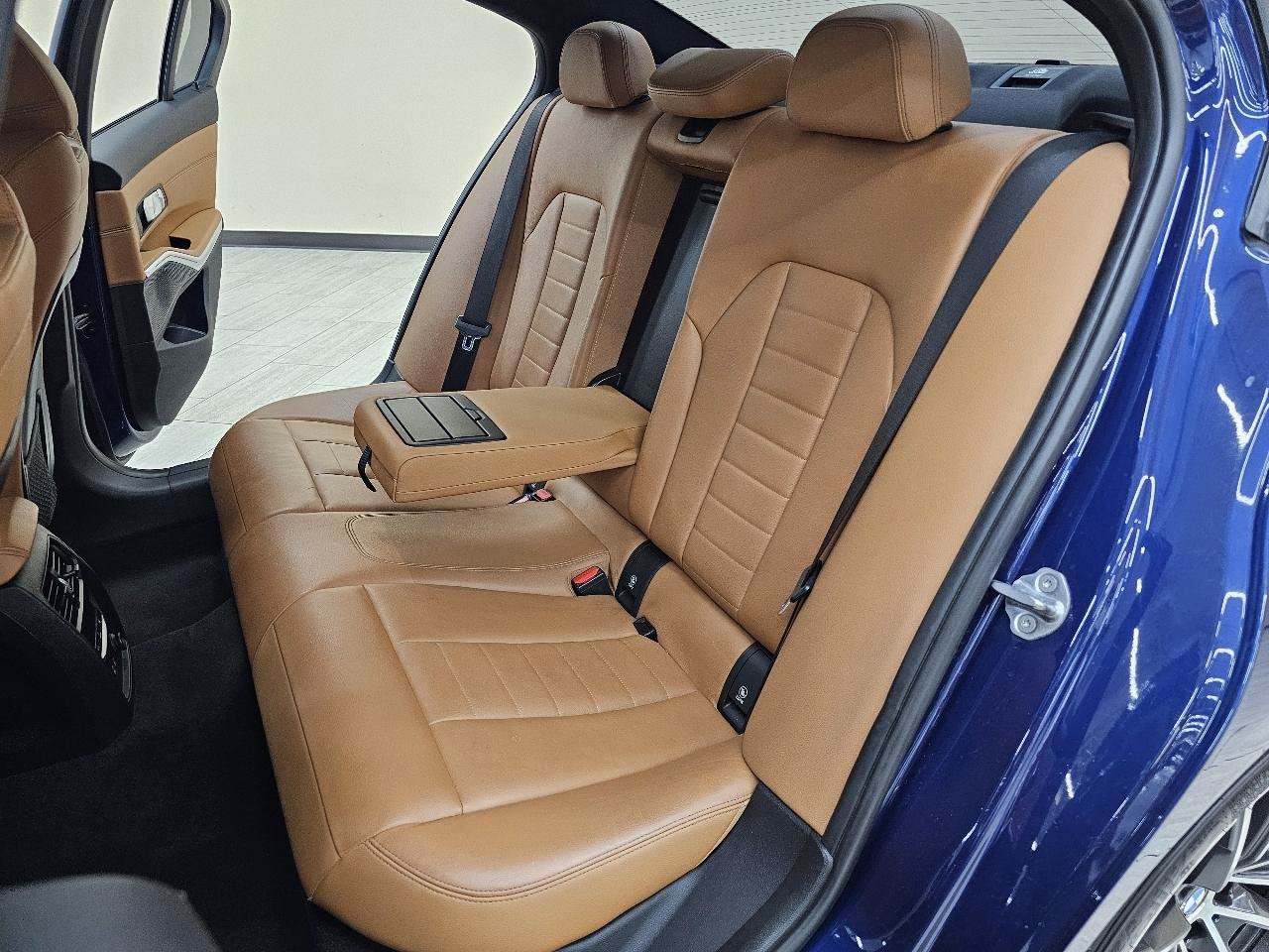 Used 2019 BMW 330i Sedan w/ Convenience Package RWD image 23