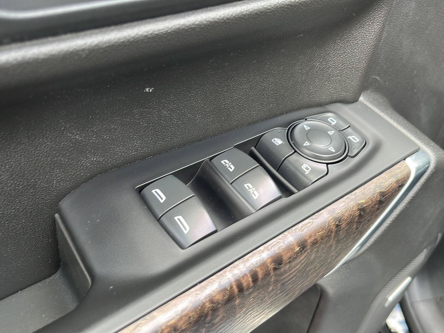 Certified 2021 GMC Sierra 1500 Denali AWD/4WD image 12
