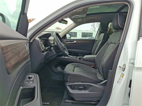 New 2026 Volkswagen Atlas SEL Premium R-Line image 6