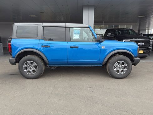 New 2025 Ford Bronco Big Bend image 3