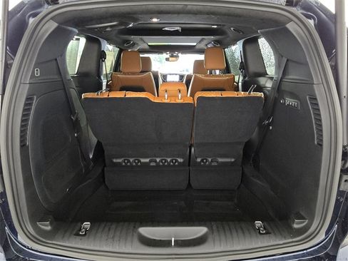 New 2025 Chrysler Pacifica Pinnacle w/ Trailer Tow Group image 14