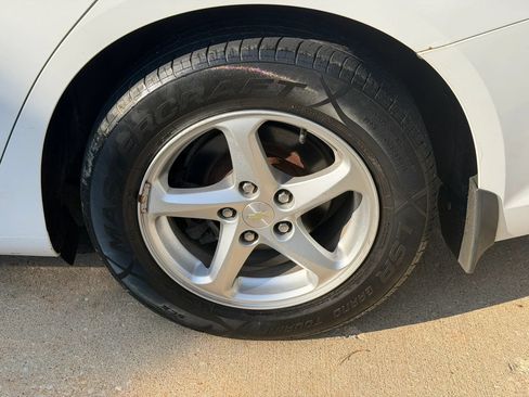 Used 2016 Chevrolet Malibu LS FWD image 10