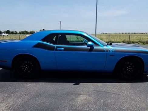 Used 2023 Dodge Challenger R/T Scat Pack w/ T/A Package image 9