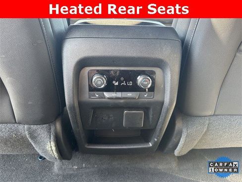 Used 2024 Chevrolet Traverse RS image 23