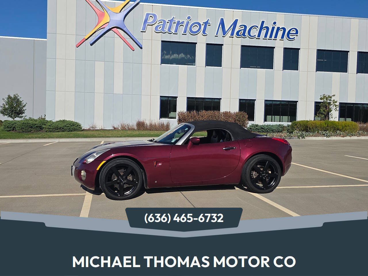 Used 2009 Pontiac Solstice Convertible w/ Premium Package RWD image 1