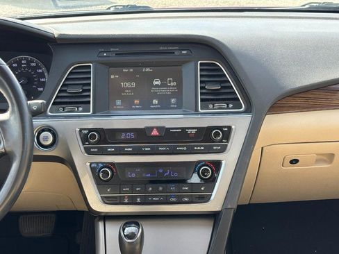 Used 2016 Hyundai Sonata Limited image 15