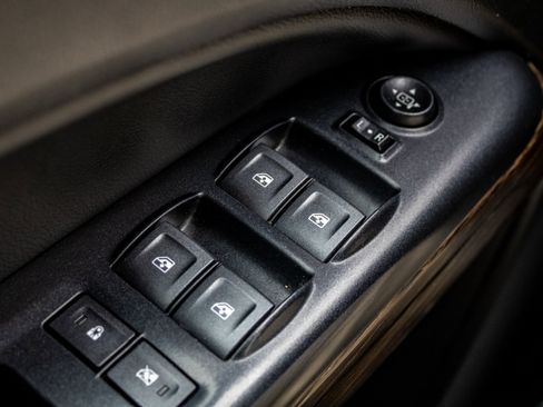 Used 2020 GMC Canyon Denali image 36