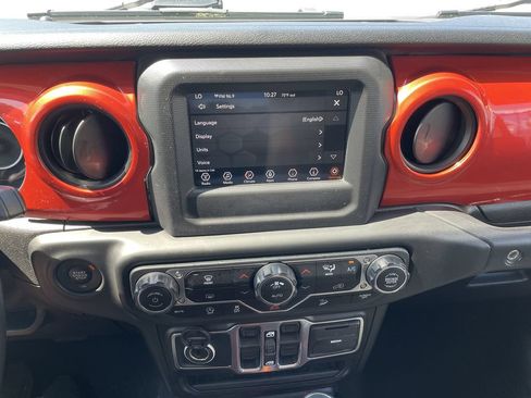 Used 2018 Jeep Wrangler Unlimited Sport S AWD/4WD image 18