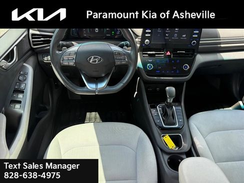 Used 2022 Hyundai Ioniq SE FWD image 23