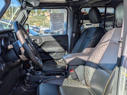 Certified 2020 Jeep Wrangler Unlimited Sahara image 13