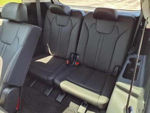 Used 2023 Kia Sorento S w/ Panoramic Sunroof Package AWD/4WD image 80