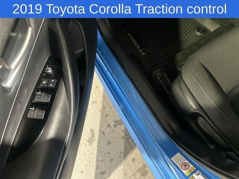 Used 2019 Toyota Corolla SE image 11