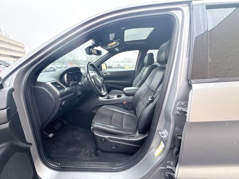 Used 2020 Jeep Grand Cherokee Altitude image 10