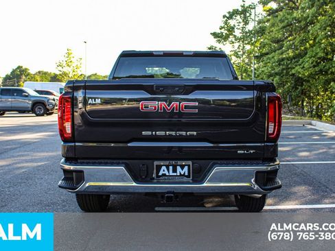 Used 2026 GMC Sierra 1500 SLT AWD/4WD image 9