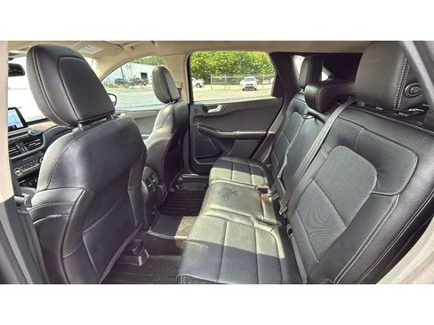 Used 2020 Ford Escape Titanium w/ Titanium Premium Package 2.0 AWD/4WD image 38