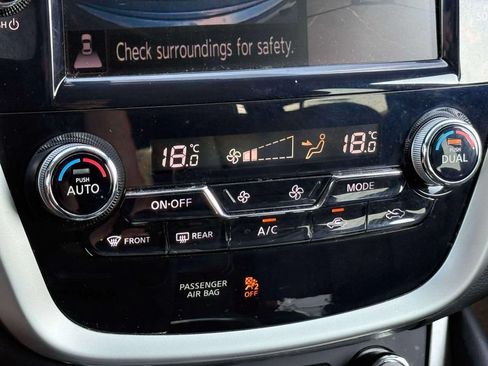 Used 2019 Nissan Murano S AWD/4WD image 27