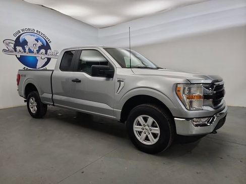 Used 2022 Ford F150 XLT image 12