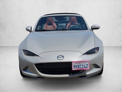 Used 2023 MAZDA MX-5 Miata Grand Touring w/ Weather Package RWD image 2