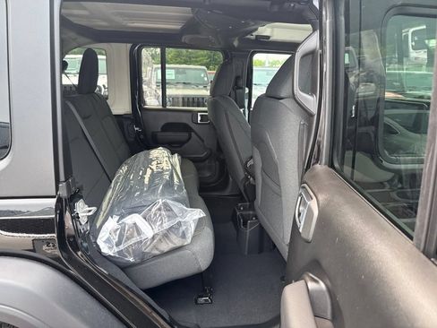 New 2026 Jeep Wrangler Unlimited Sport AWD/4WD image 22
