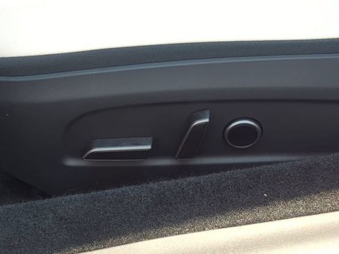 Used 2025 Tesla Model 3 Long Range RWD image 21