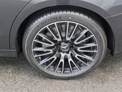 New 2026 Mercedes-Benz E 53 AMG e 4MATIC Sedan image 17