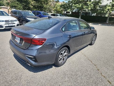 Used 2021 Kia Forte LXS FWD image 5