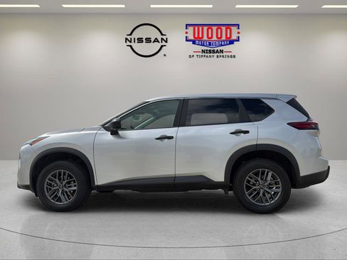 Used 2024 Nissan Rogue S FWD image 5