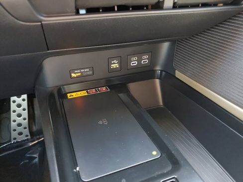 Used 2026 Toyota Camry SE w/ Convenience Package image 21