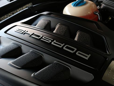 Used 2018 Porsche Macan S AWD/4WD image 57