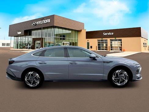 New 2026 Hyundai Sonata SEL AWD/4WD image 4