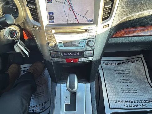 Used 2011 Subaru Legacy 3.6R Limited image 15