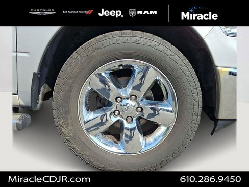 Certified 2017 RAM 1500 Big Horn AWD/4WD image 8