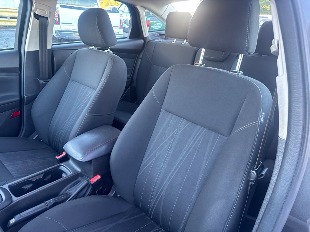 Used 2015 Ford Focus SE FWD image 12
