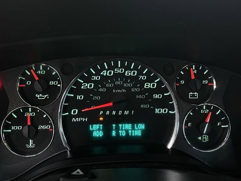 Used 2016 Chevrolet Express 2500 LS image 29