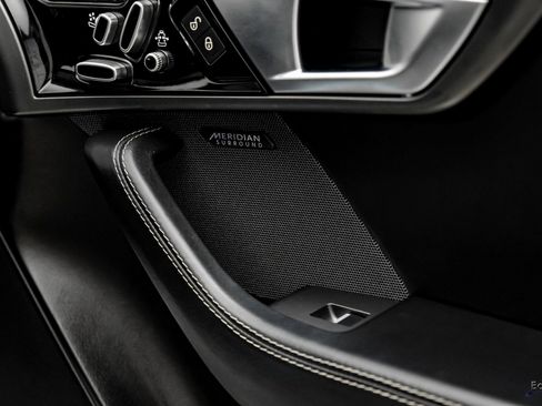 Used 2016 Jaguar F-TYPE R image 87