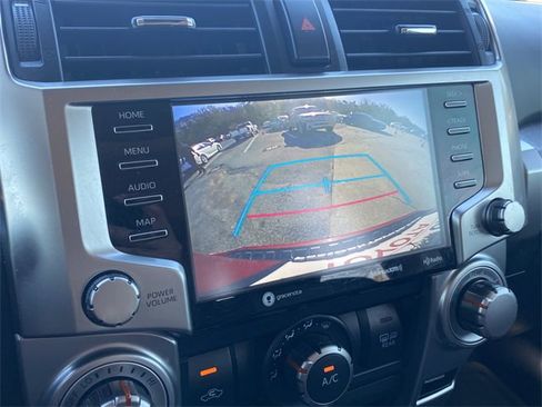 Used 2020 Toyota 4Runner TRD Off-Road Premium image 29